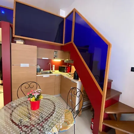 The Cats Tower Apartman *